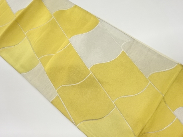 リサイクル　瓦模様織出し袋帯